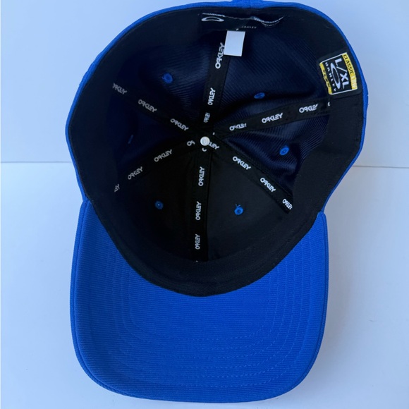 OAKLEY 6-Panel Classic Stretch Flex Blue Baseball Cap Hat Adult Unisex Size L/XL - Picture 10 of 10